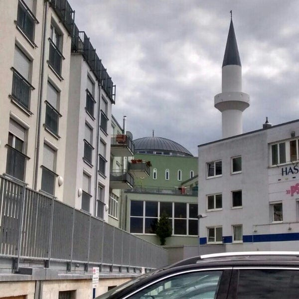 Mevlana Moschee Außenansicht